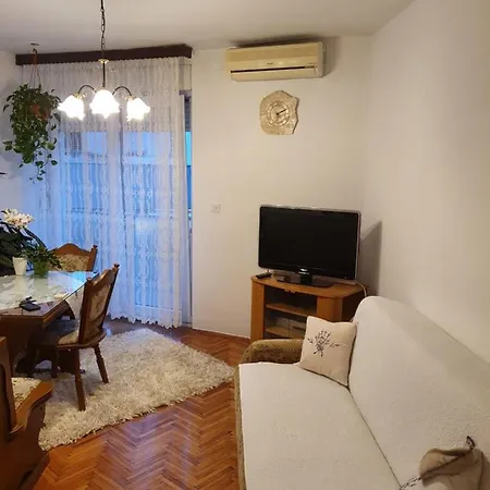 Apartment Noa Knin