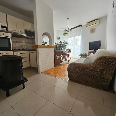 Noa Apartment